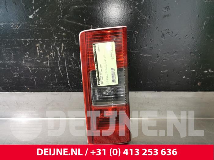 Opel Combo Achterlicht links O44105
