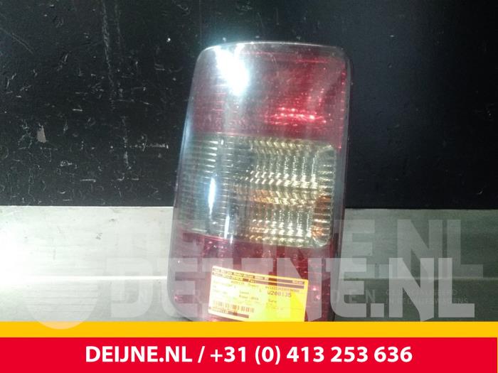 Volkswagen Caddy Achterlicht links O44186