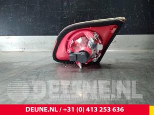 Volkswagen Passat Achterlicht links O44205 foto 2