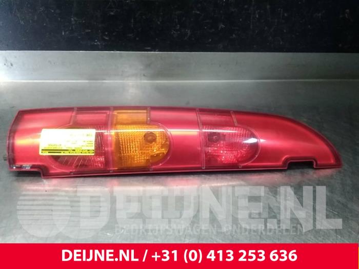 Renault Kangoo Achterlicht links O44385