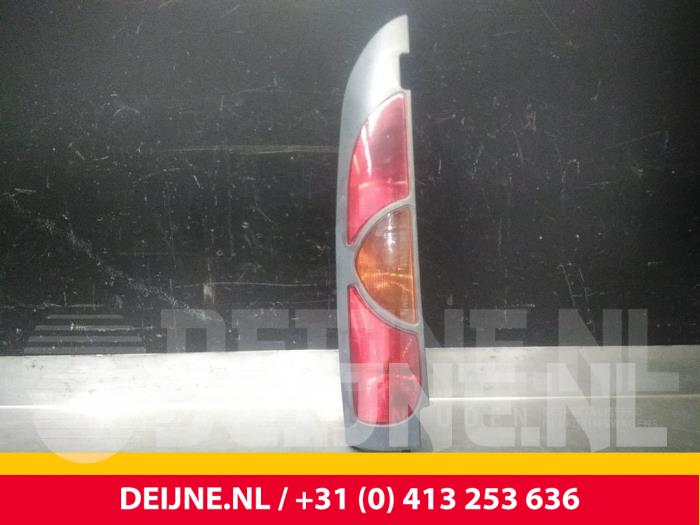 Renault Kangoo Achterlicht links O44386