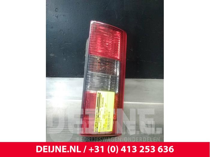 Opel Combo Achterlicht rechts O44587