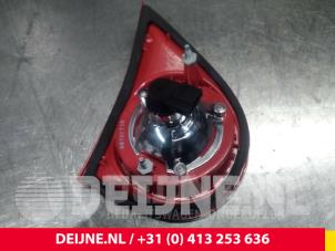 Volkswagen Golf Taillight, right O44637 photo 3