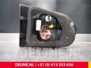 Hyundai H200 Taillight, right O44796 photo 2