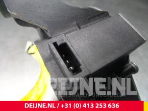 Citroen Nemo Ruitenwissermotor achter O45252 foto 3