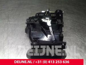 Volkswagen Polo Dashboard vent O45799 photo 2