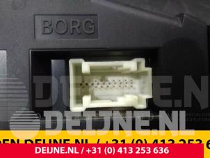 Mercedes Vito Kilometerteller KM O46146 foto 2