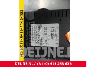 Mercedes Sprinter Odometer KM O46163 photo 3