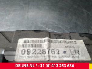 Opel Zafira Kilometerteller KM O46195 foto 3
