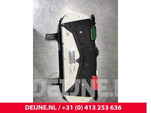 Nissan Primastar Tacho - Kombiinstrument KM O46383 foto 2