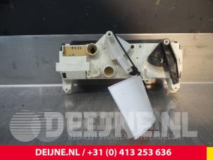 Opel Movano Kachel Bedieningspaneel O46729 foto 2