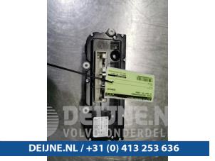 Volkswagen Caddy Kachel Bedieningspaneel O46849 foto 2
