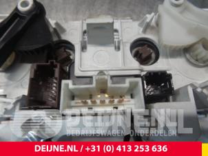 Peugeot Expert Kachel Bedieningspaneel O47037 foto 3