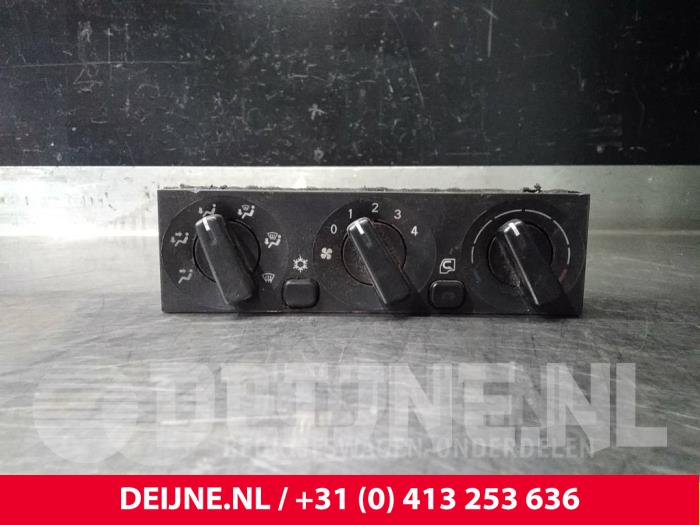 Mitsubishi Canter Heizung Bedienpaneel O47136