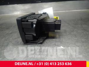 Ford Transit Licht Schakelaar O47208 foto 2
