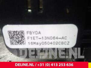 Ford Focus Steering column stalk O47681 photo 4
