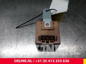 Mitsubishi Canter Scheibenwischer Modul O47983 foto 2