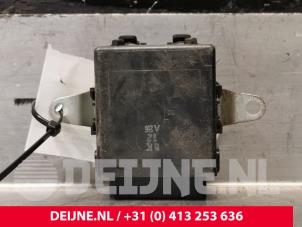 Toyota Hiace Wiper module O47984 photo 2