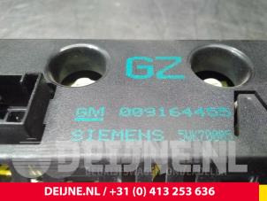 Opel Vivaro Interior display O48309 photo 4