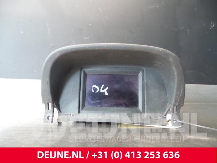 Gebruikte Display Interieur Opel Combo (Corsa C) 1.7 CDTi 16V Prijs € 72,60 Inclusief btw aangeboden door van Deijne Onderdelen Uden B.V.