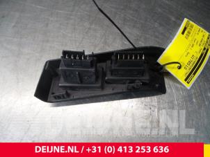 Opel Movano Electric window switch O48469 photo 2