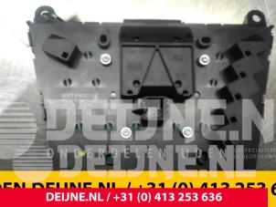 Ford Focus Radio control panel O48712 photo 2