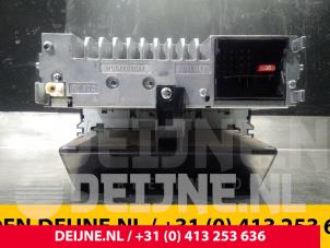 Volkswagen Caddy Radio O48902 foto 2