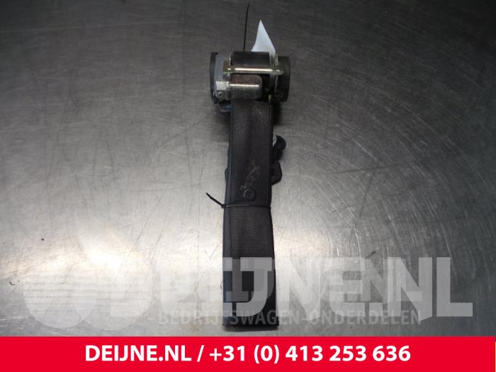 Mercedes Vaneo Front seatbelt, left O49670