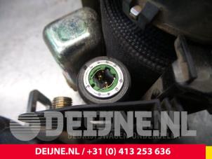 Mercedes Vito Front seatbelt, right O49855 photo 3