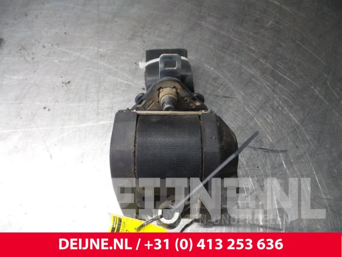 Opel Movano Sicherheitsgurt rechts vorne O49908