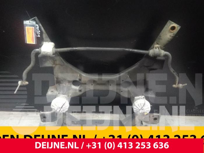 Gebruikte Subframe Mercedes Vito (639.6) 3.0 120 CDI V6 24V Prijs € 114,95 Inclusief btw aangeboden door van Deijne Onderdelen Uden B.V.