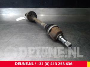 Nissan Primastar Aandrijfas links-voor O50794 foto 2