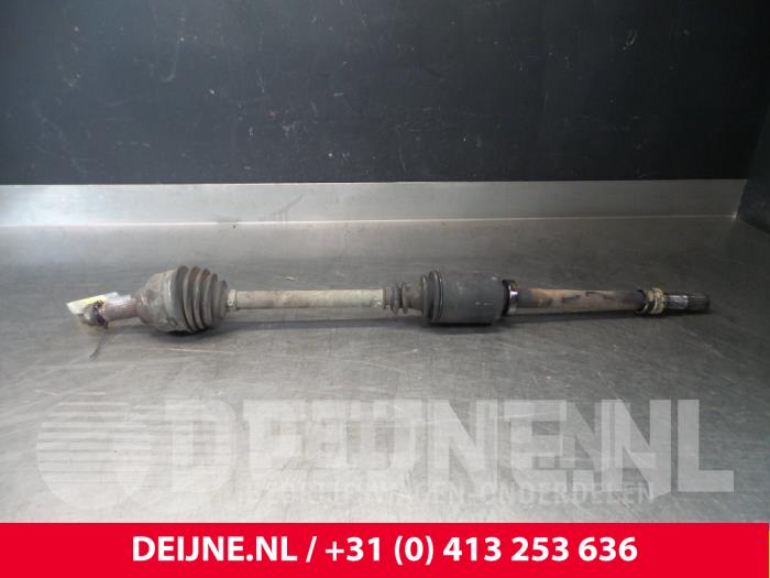 Opel Vivaro Aandrijfas rechts-voor O51049