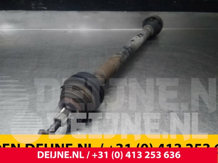 Volkswagen Golf Front drive shaft, right O51140