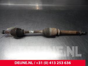Nissan Kubistar Aandrijfas rechts-voor O51263 foto 3