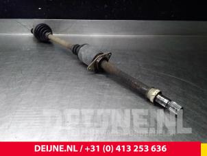 Nissan Primastar Aandrijfas rechts-voor O51276 foto 2