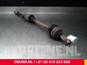 Nissan Primastar Aandrijfas rechts-voor O51276 foto 3