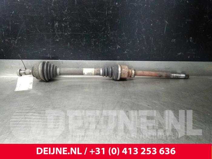 Peugeot 308 Aandrijfas rechts-voor O51386