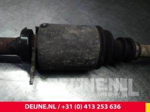 Renault Trafic Front drive shaft, right O51400 photo 3