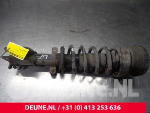 Nissan Primastar Schokdemperpoot links-voor O51592 foto 3