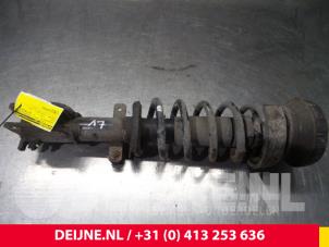 Nissan Primastar Schokdemperpoot links-voor O51592 foto 4