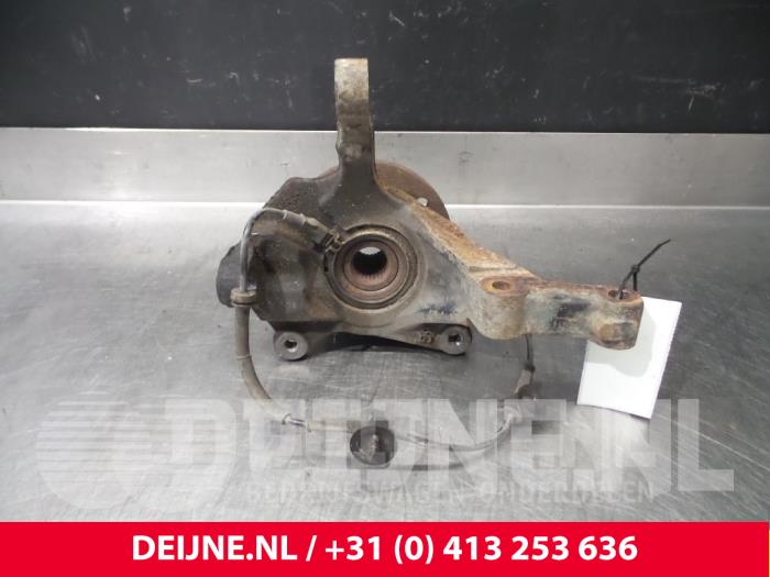 Ford Transit Achsschenkel links vorne O51983