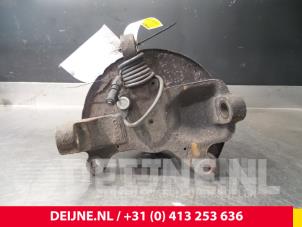 Iveco Daily Fusee links-voor O52156 foto 2