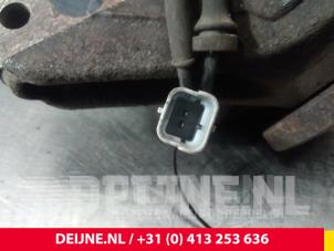 Citroen Berlingo Achsschenkel links vorne O52170 foto 4