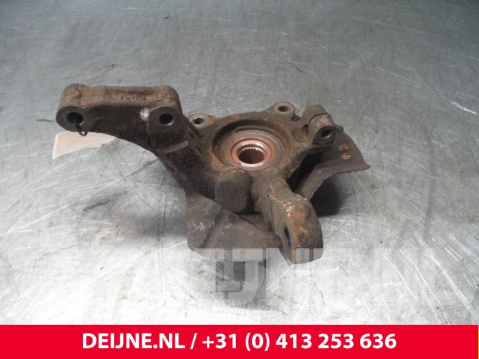 Citroen Jumpy Fusee links-voor O52186
