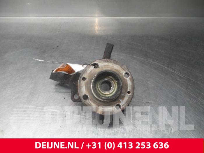 Renault Kangoo Achsschenkel links vorne O52230