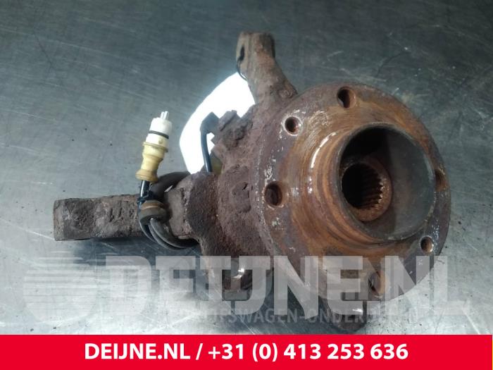 Renault Kangoo Fusee links-voor O52232