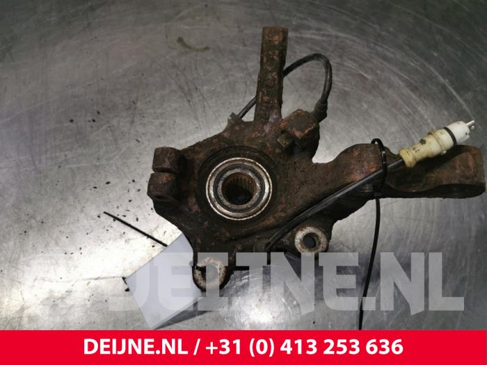 Renault Kangoo Fusee links-voor O52253