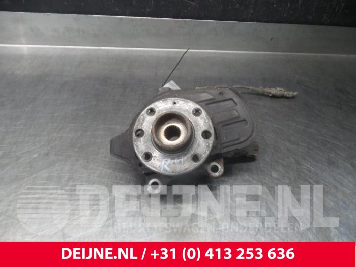 Opel Combo Fusee rechts-voor O52356