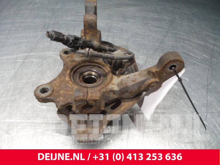Opel Combo Achsschenkel rechts vorne O52358